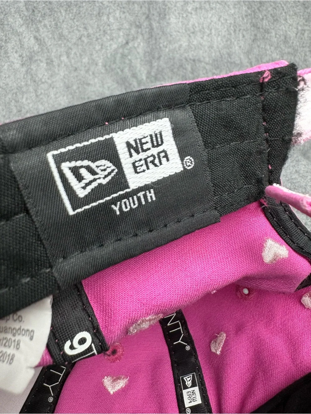 New Era LA Dodgers Pink Heart 9TWENTY Youth Hat